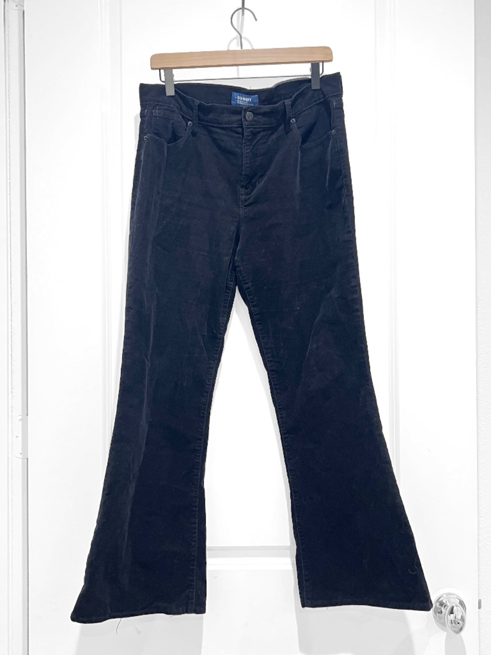 Old Navy Women’s High-Rise Flare Corduroy Pants black Size 12 Regular stretch